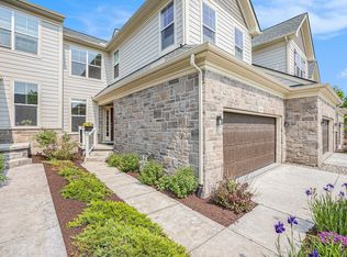 3092 N Spurway Dr, Ann Arbor, MI