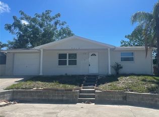 9415 Rainbow Ln, Port Richey, FL 34668