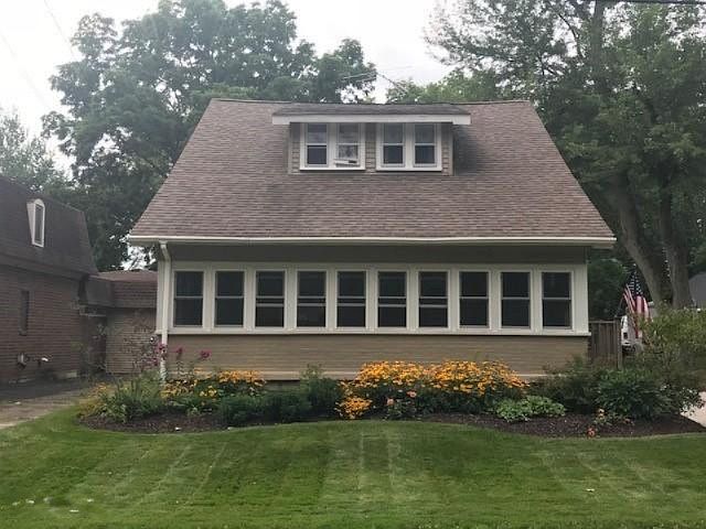 1st image of 905 Oakleigh Ave NW