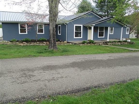 2nd image of 124 Forest Ave