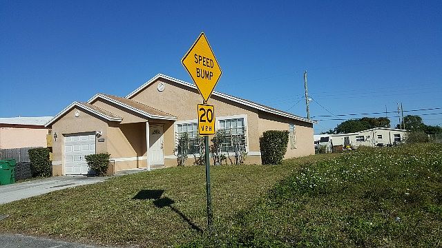 2nd image of 1356 W 29th St