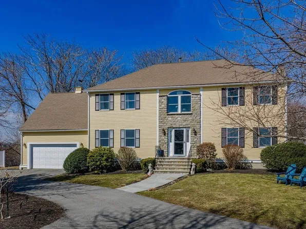 126 Lafayette St, Marblehead, MA 01945