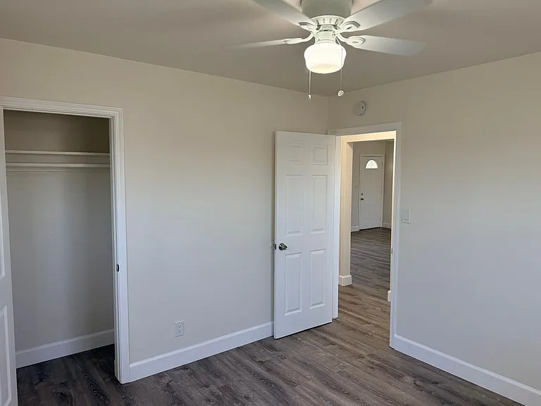 5273 Wightman St — Photo 14