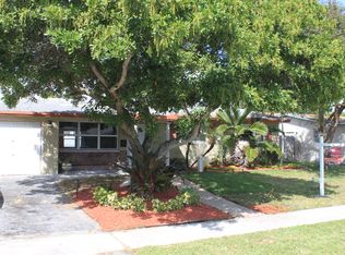 7111 SW 5th Ct, Pembroke Pines, FL 33023