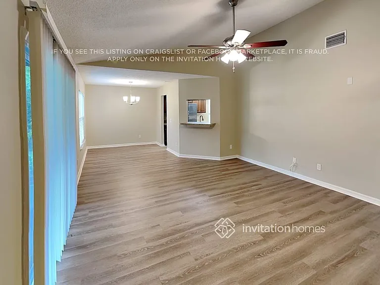 1011 Kasell Pl — Photo 4