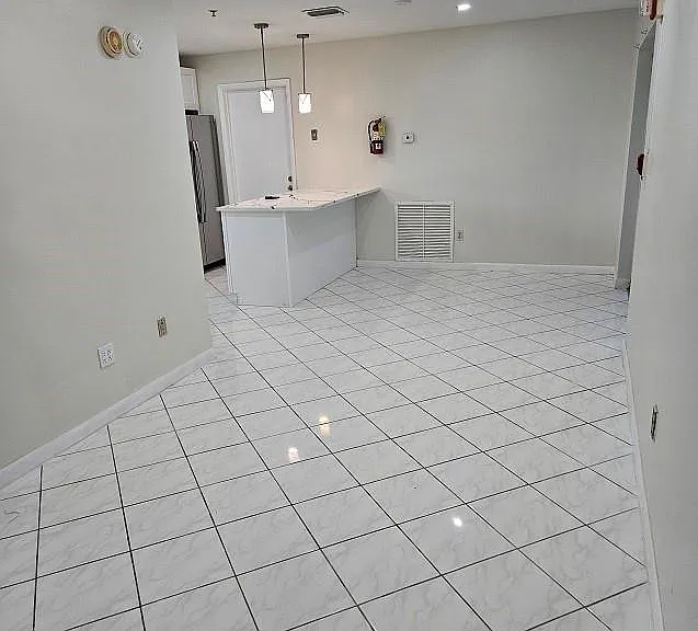 6380 NW 25th Ct — Photo 10