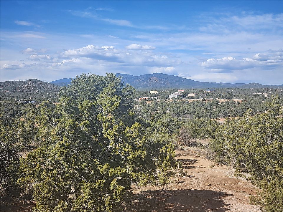 1st image of 87 Camino Valle