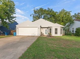 1210 Spring St, Bentonville, AR 72712