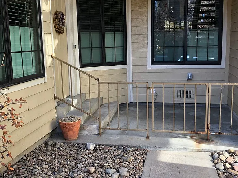 4820 Kentucky Ave #A — Photo 1