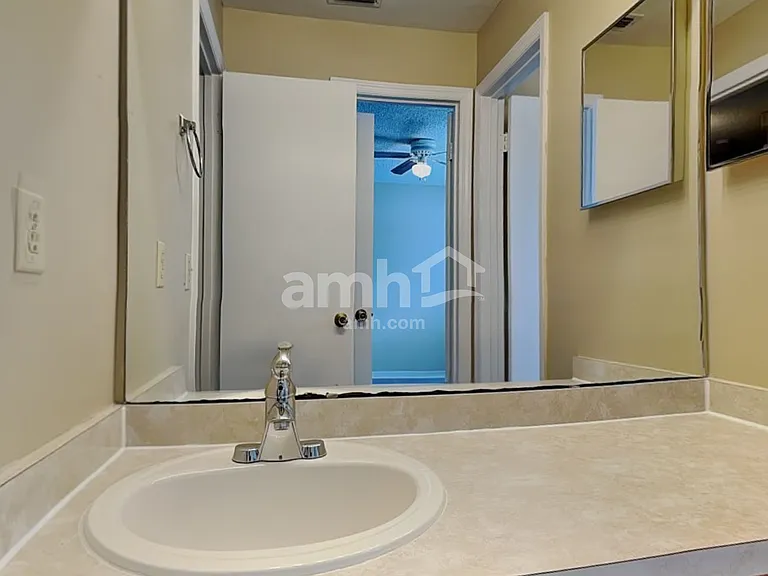1056 Condor Pl — Photo 16