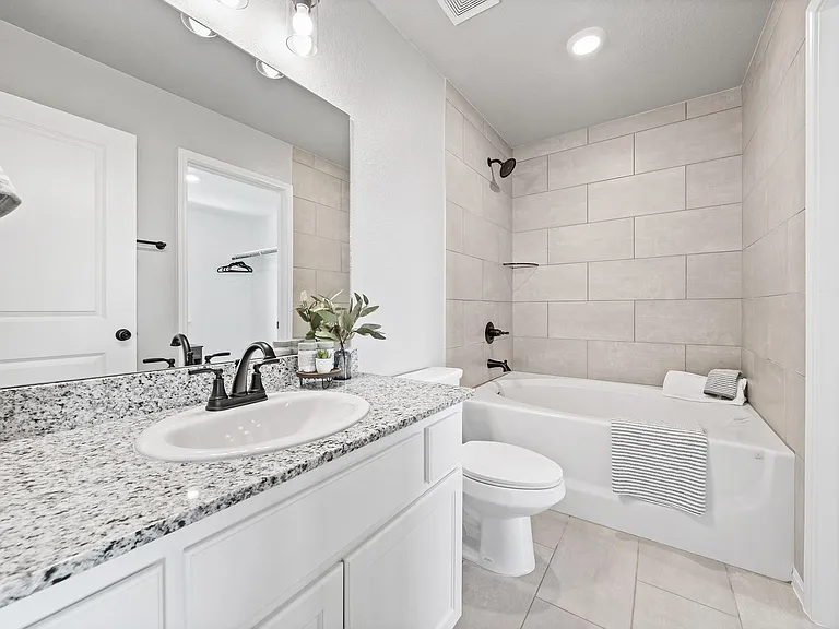 810 Meiomi Dr — Photo 21