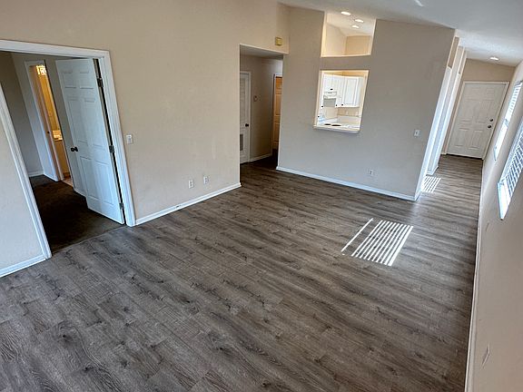 5th image of 26747 Little John Ct APT 10