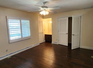 2906 Lake Stall Ln, Tampa, FL 33618