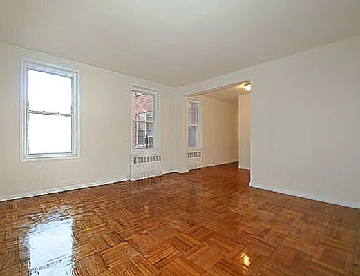 Rented by SW Queens Mezzanine | media 2
