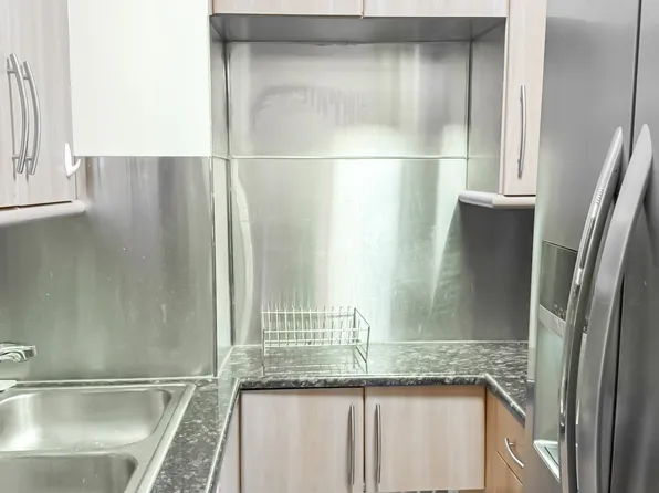 210 East 47th Street 7D image 42 of 42