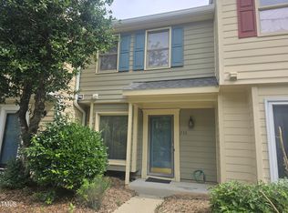 230 Saint Andrews Ln, Chapel Hill, NC 27517