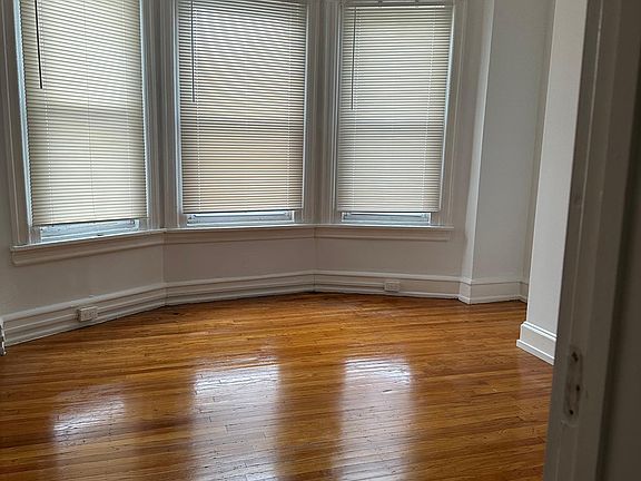 3rd image of 3527 Frankford Ave #2