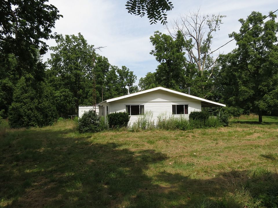 1st image of 9056 E North St
