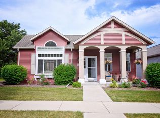 W199N16350 Erwin Way, Jackson, WI 53037