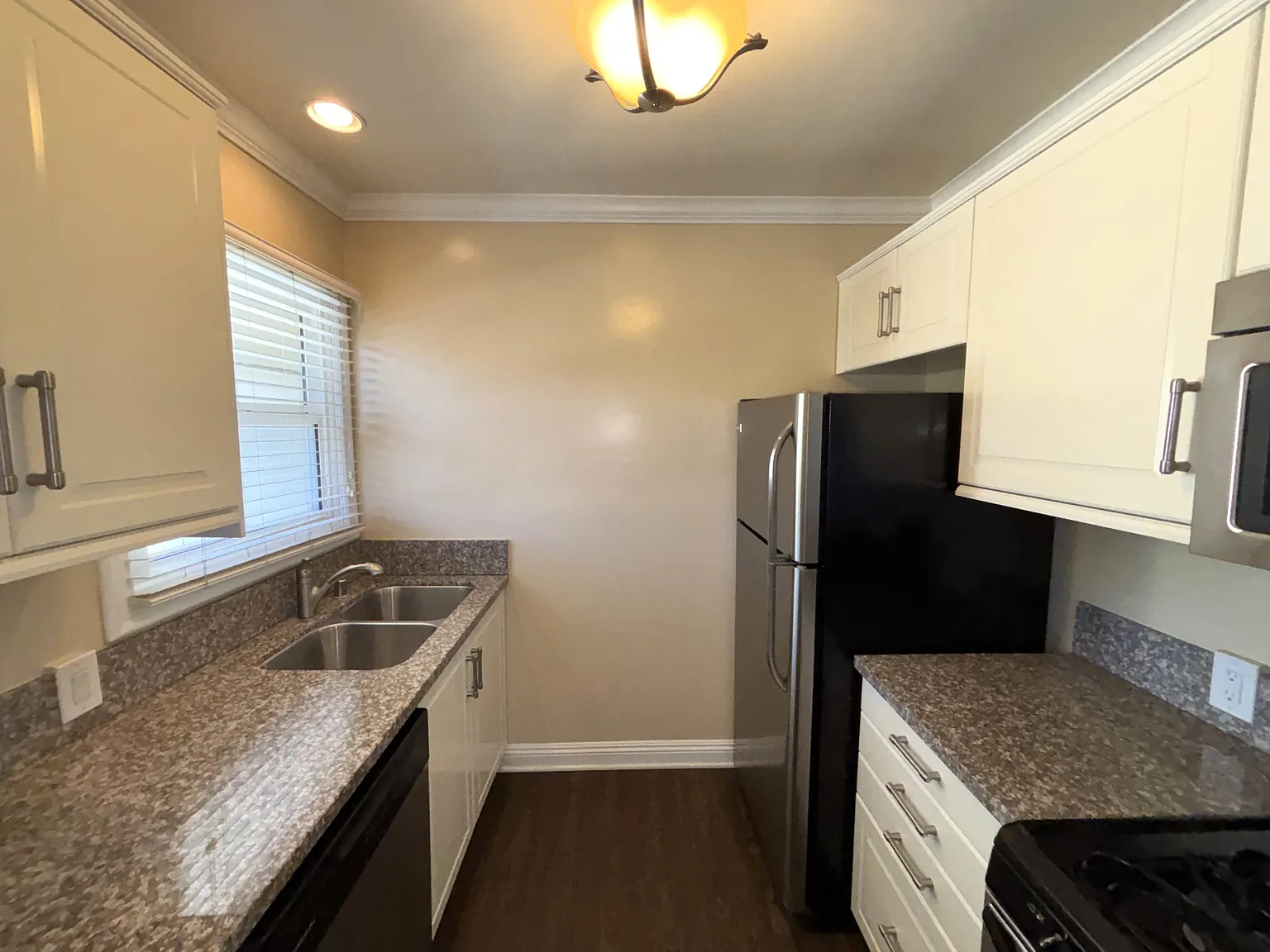 4239 Tujunga — Photo 4