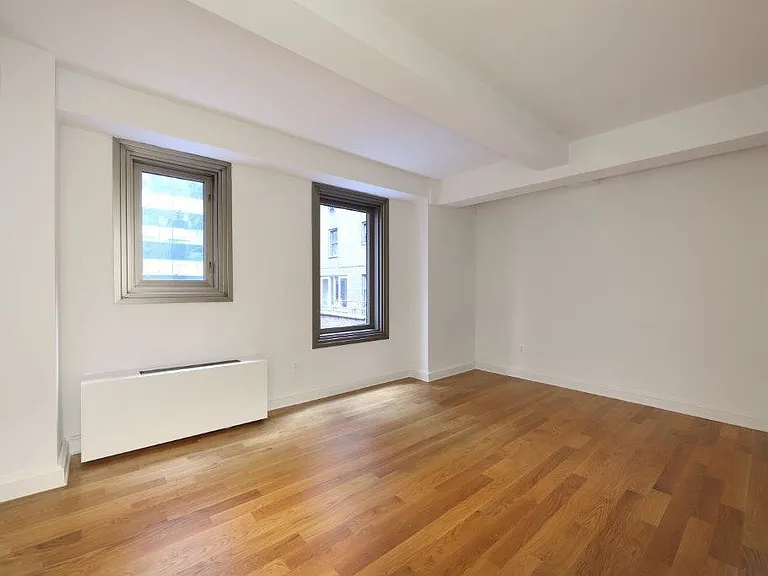 101 W 55th St #9012 — Photo 5