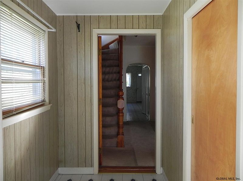 4th image of 9 BUCHANAN Avenue