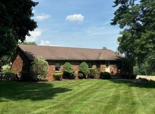 27 Yellow Frame Rd, Newton, NJ 07860