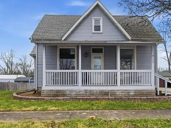412 N Wood St, Maroa, IL 61756