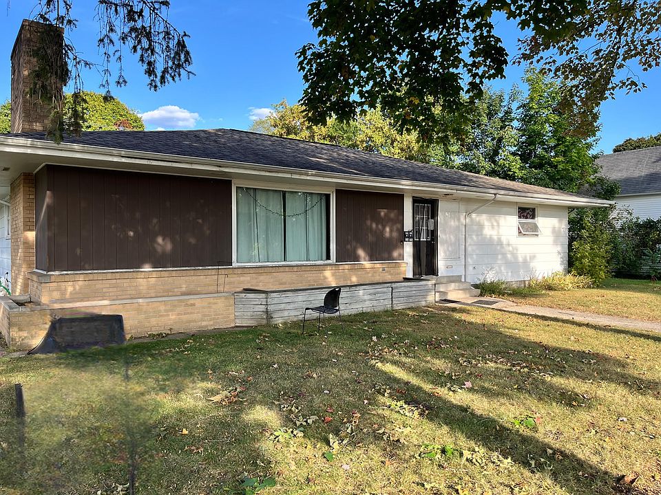 1st image of 226 2nd Ave