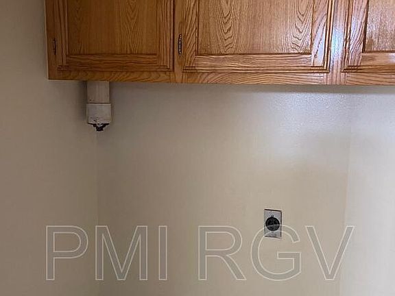 2nd image of 1306 E 11th St APT 11