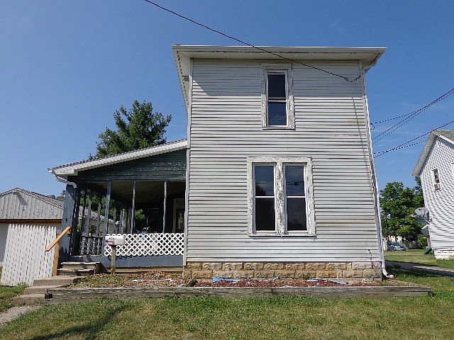 1st image of 1006 E Church St