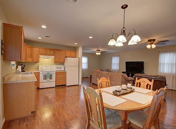 5th image of 6584 Pine Haven Cir