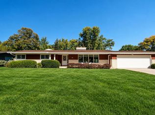 2240 W Greenwood Rd, Glendale, WI 53209