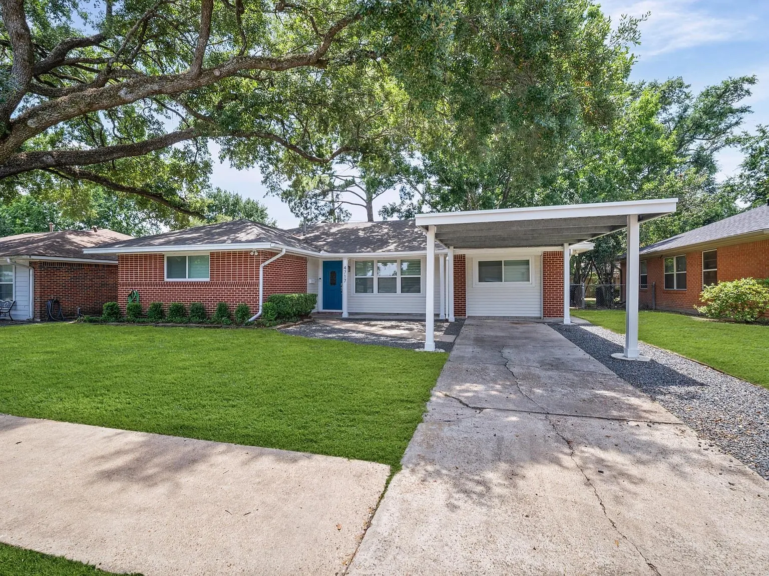 4 bed, 2.0 bath, 1375 sqft, $2,650 — Photo 3