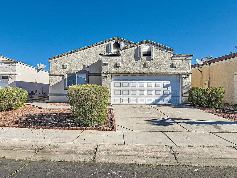 1720 Dwayne Stedman Ave — Photo 2