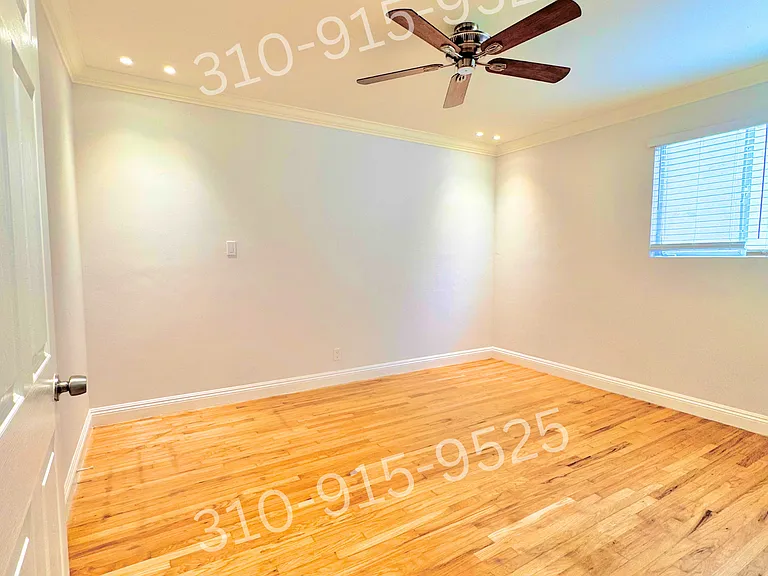 3160 S Barrington Ave #104 — Photo 4