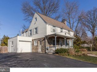 2800 Woodleigh Rd, Havertown, PA 19083