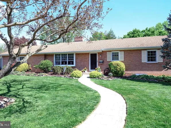 520 May St, Hagerstown, MD 21742