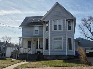 327 Lyle St, Kewanee, IL 61443