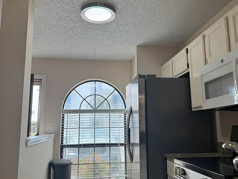 2075 Gail Ave — Photo 11