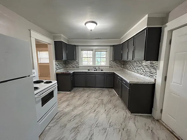 1219 Randolph Ave — Photo 5