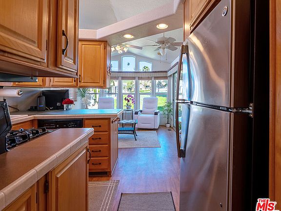 5th image of 70200 Dillon Rd #581