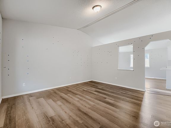 2nd image of 15804 86th Avenue Ct E