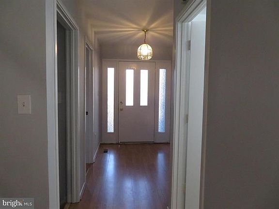 3rd image of 9838 Dairyton Ct