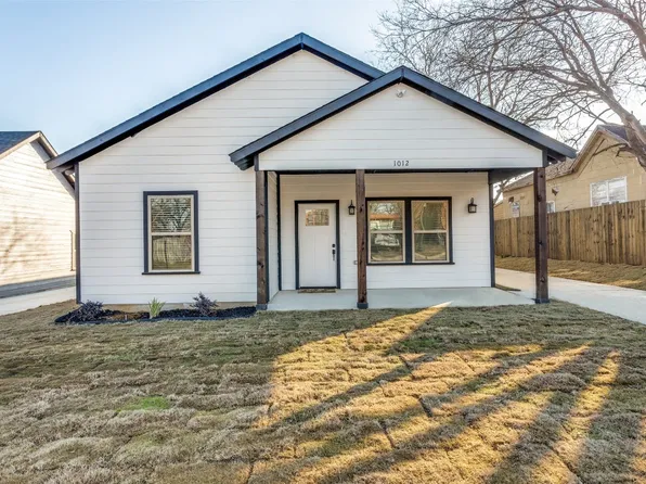 1012 E Lowden St, Fort Worth, TX 76104