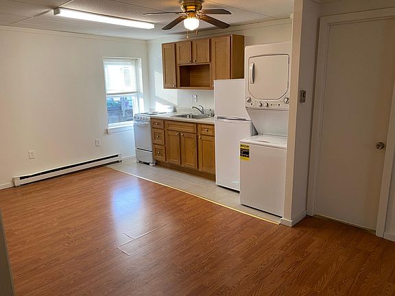 3rd image of 3102 Richmond St #3