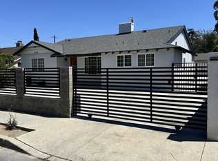 14552 Runnymede St, Van Nuys, CA 91405