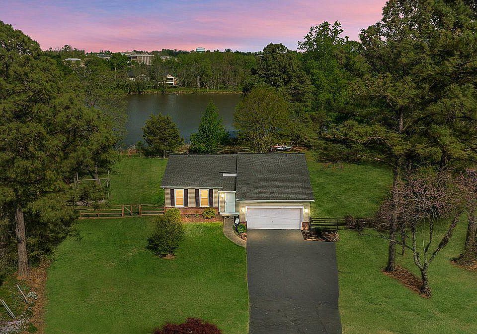 1st image of 7821 Ontario Rd