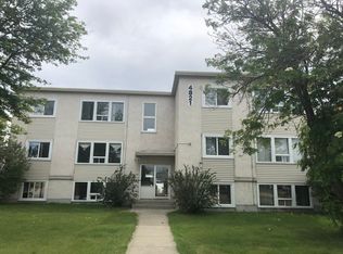 4821 52nd St #13, Red Deer, AB T4N2C6