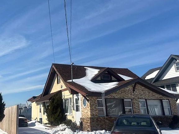 2nd image of 644 Guy Lombardo Ave